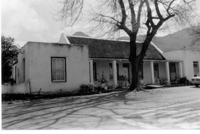 Main Str. House E of Posthouse